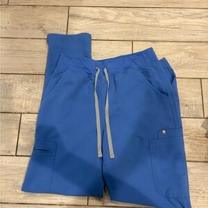 Figs High-Waisted Straight Leg Scrub Pants in Ceil Blue